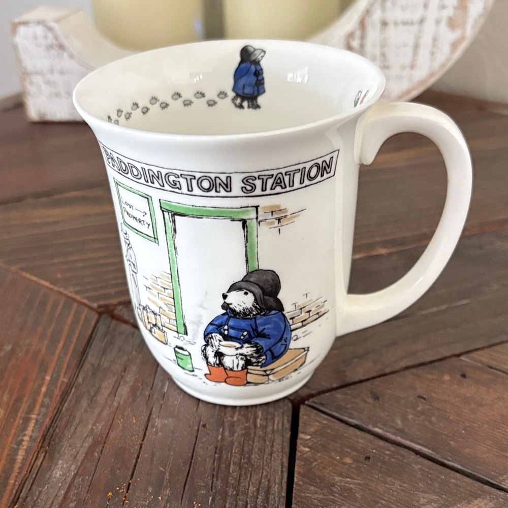 Paddington Station Mug with Bear Design
